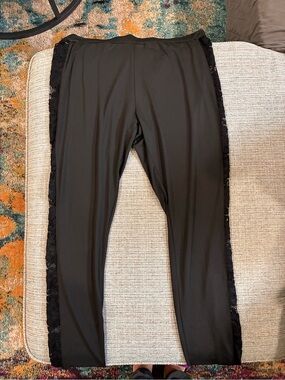 Lace Cutout Leggings